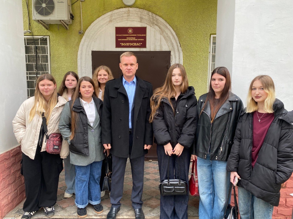 Практическое занятие для студентов Астраханского филиала Международного юридического института  «Служение Родине через профессию спасателя»